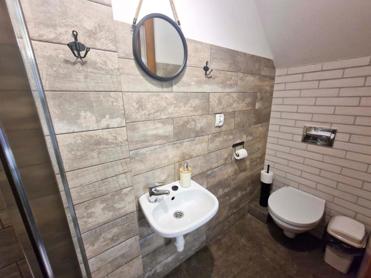 Zielona Przystan Hotel Manasterz Bagian luar foto