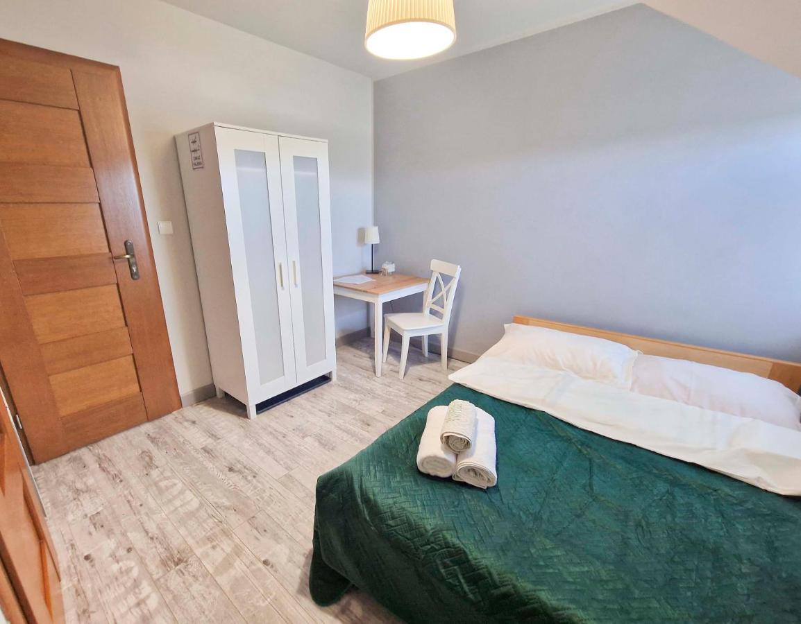 Zielona Przystan Hotel Manasterz Bagian luar foto