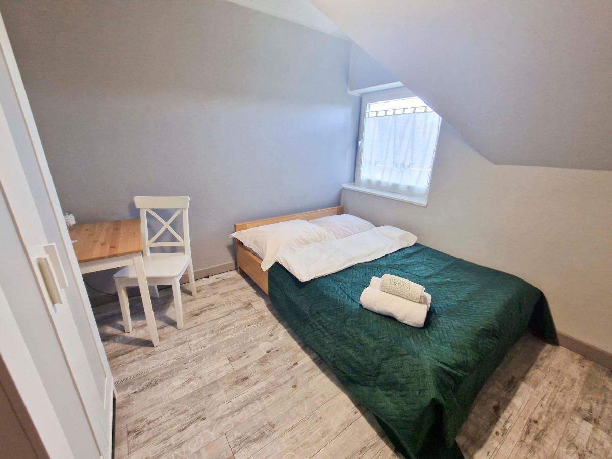 Zielona Przystan Hotel Manasterz Bagian luar foto