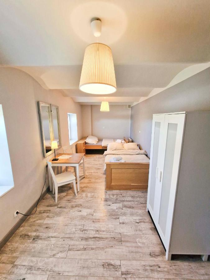 Zielona Przystan Hotel Manasterz Bagian luar foto
