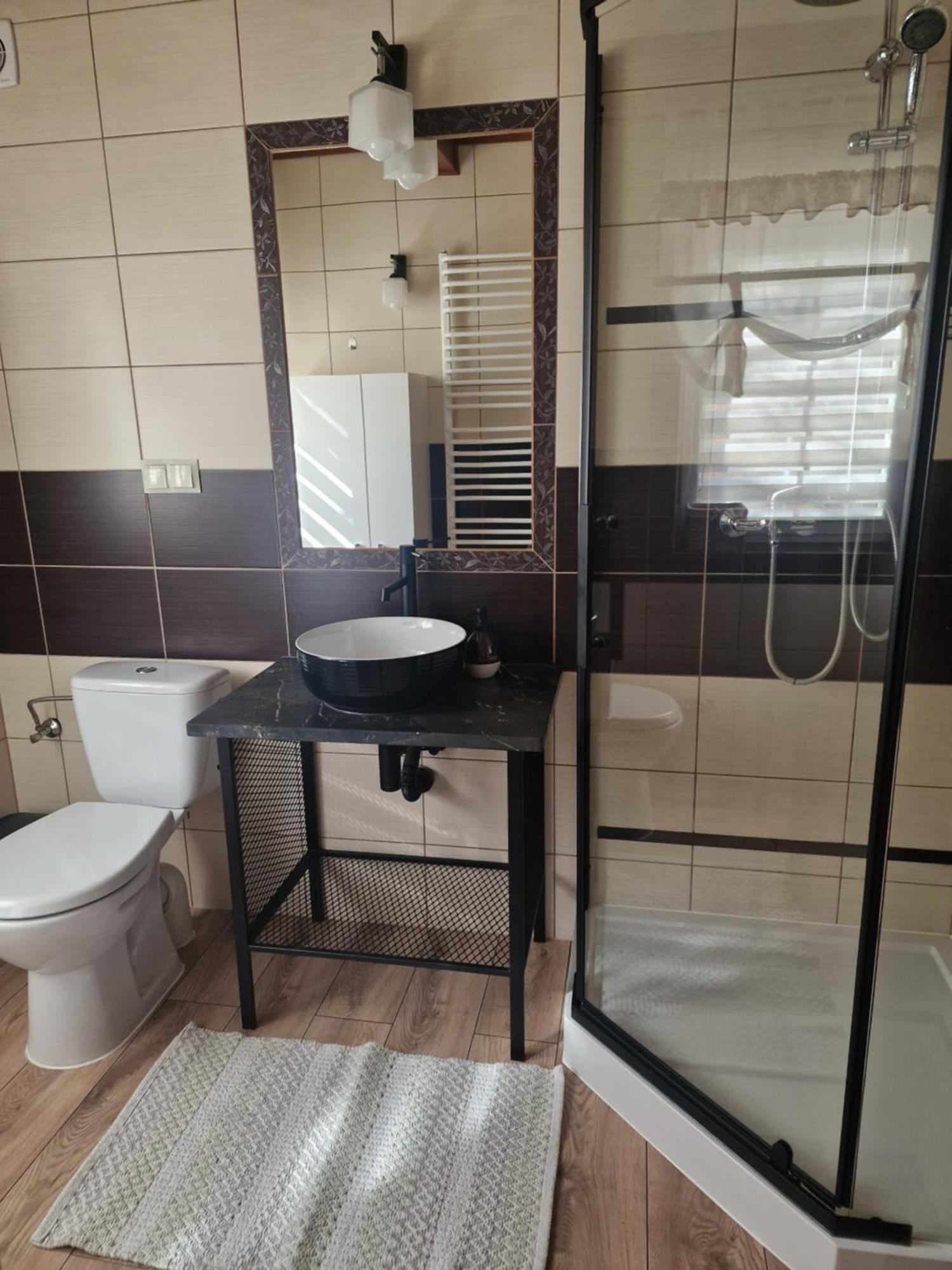 Zielona Przystan Hotel Manasterz Bagian luar foto