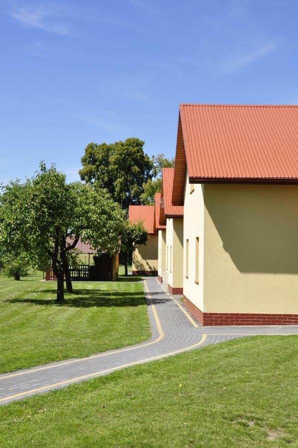 Zielona Przystan Hotel Manasterz Bagian luar foto