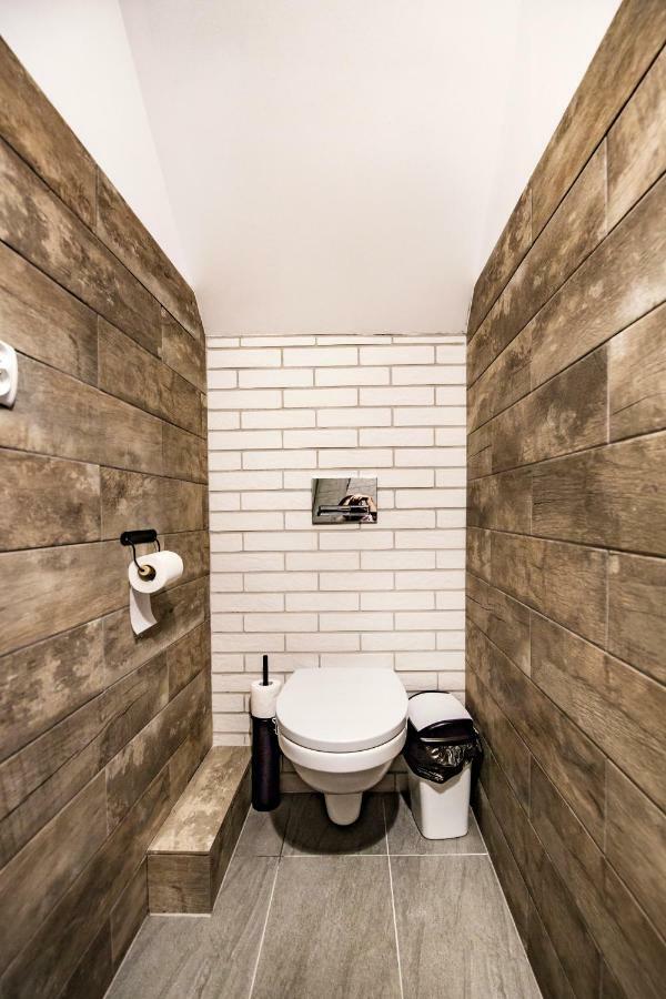 Zielona Przystan Hotel Manasterz Bagian luar foto