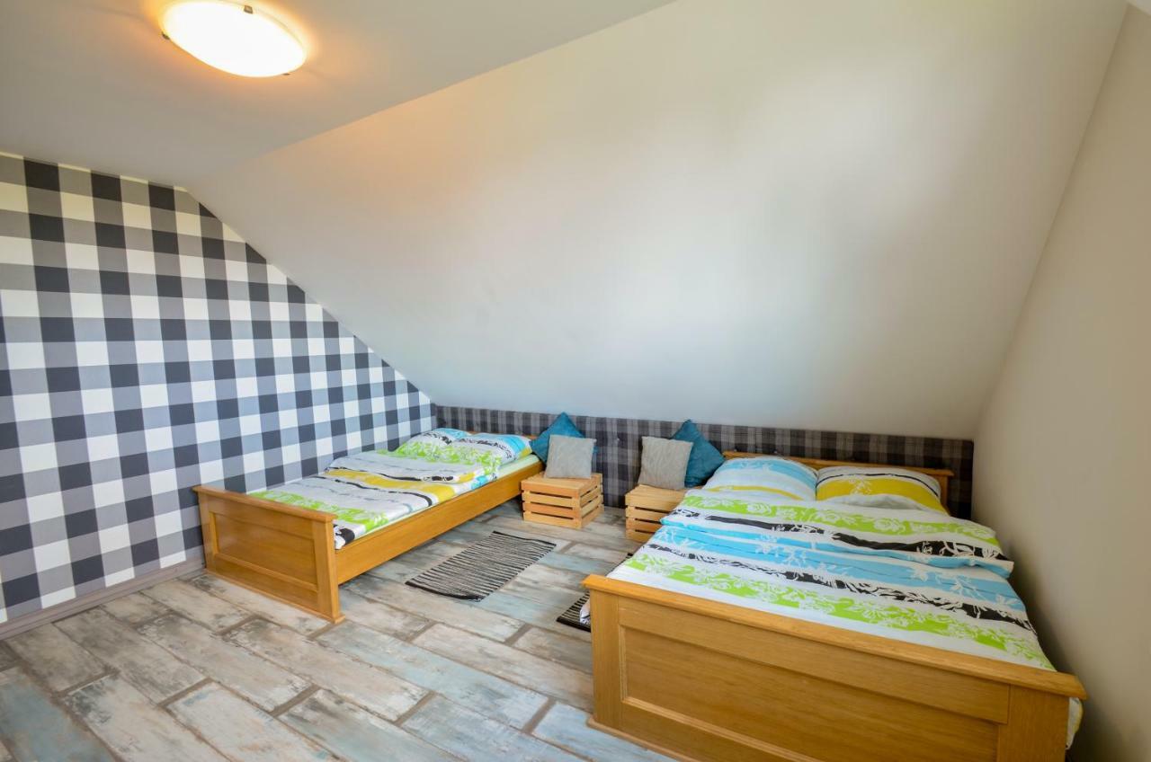 Zielona Przystan Hotel Manasterz Bagian luar foto