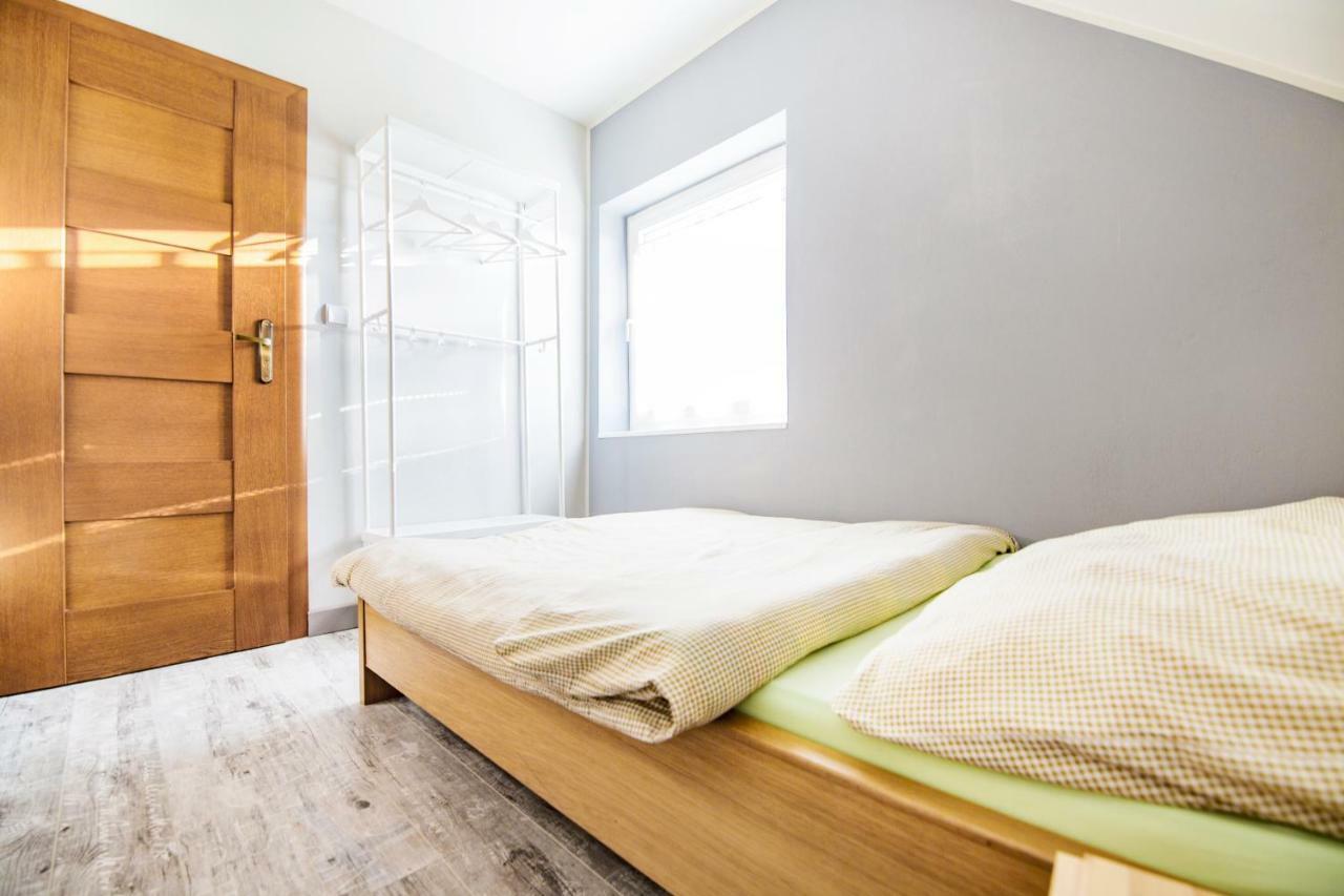 Zielona Przystan Hotel Manasterz Bagian luar foto